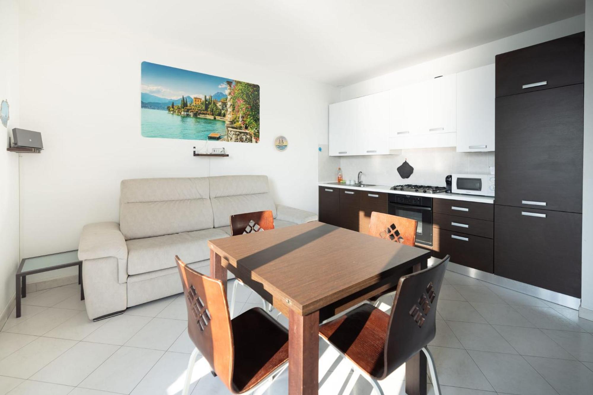 Deluxe Finestra Sul Lago เบลลาโน ภายนอก รูปภาพ
